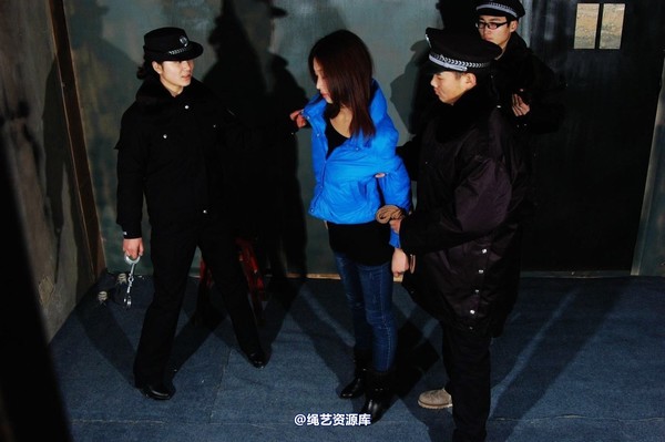 mj影视 - 故意杀人犯黄燕－绑赴刑场2013-03-28 第 111 张图片