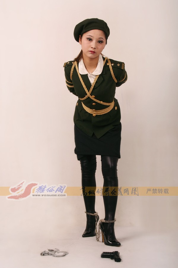 雅俗阁 - 20060422雅思警服(2) 第 103 张图片
