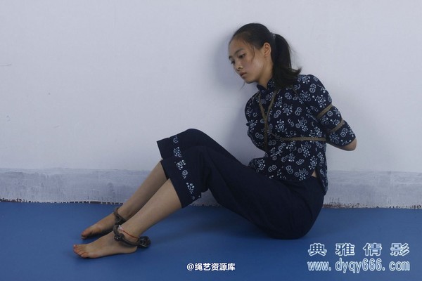 典雅倩影 - 324-女交通员被捕 第 59 张图片