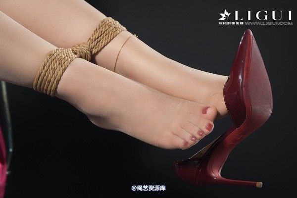 丽柜美束 - 2018-10-19 然情自缚 第 33 张图片