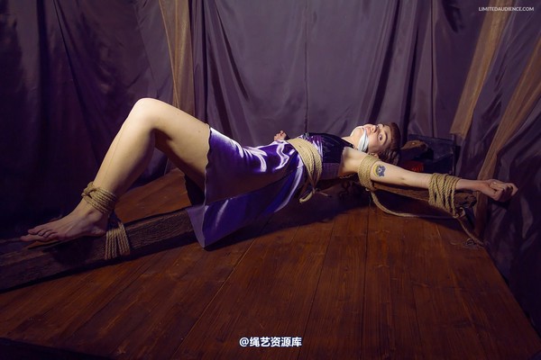 limitedaudience - 2014 fay on a cross 2 第 23 张图片