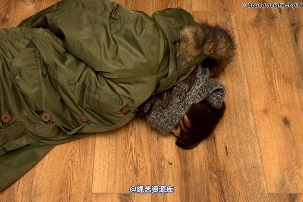 bound-neighbor-girl - Susan again tied at home 1 第 33 张图片