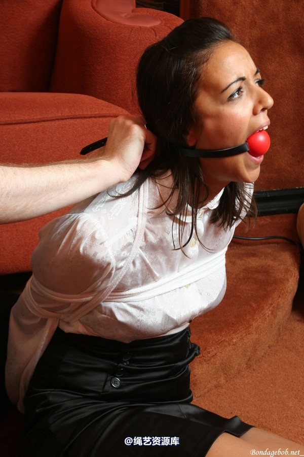 bondagebob - Fiona G Grabbed at home 第 71 张图片
