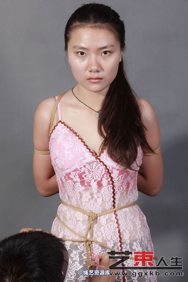 艺束人生 - 013-雯子礼服后高手 第 46 张图片