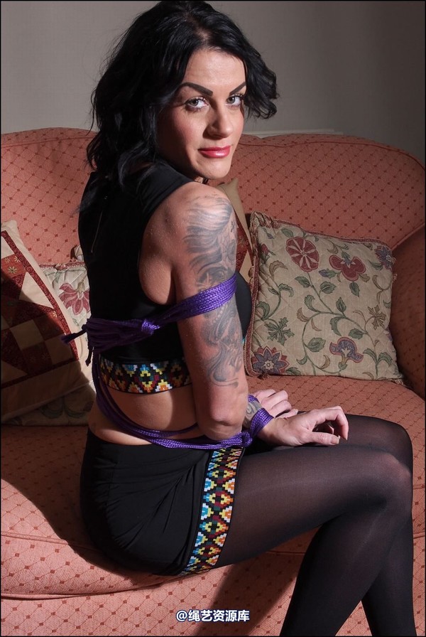 simplytied - Carla in purple rope 第 14 张图片