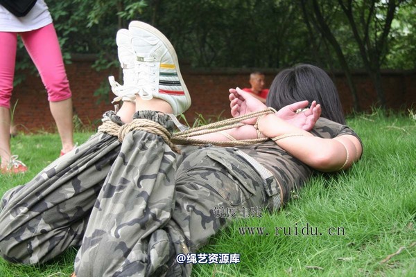 锐度主张 - 2009年第44期捆绑图（2009.8.31）模特：小爱 第 42 张图片