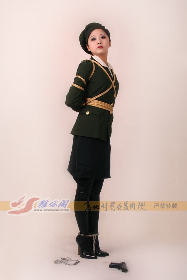 雅俗阁 - 20060422雅思警服(2) 第 71 张图片