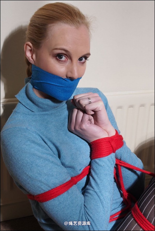 simplytied - Ariel jumper and tights 第 26 张图片