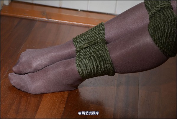 simplytied - Miss Santa 2012 第 24 张图片