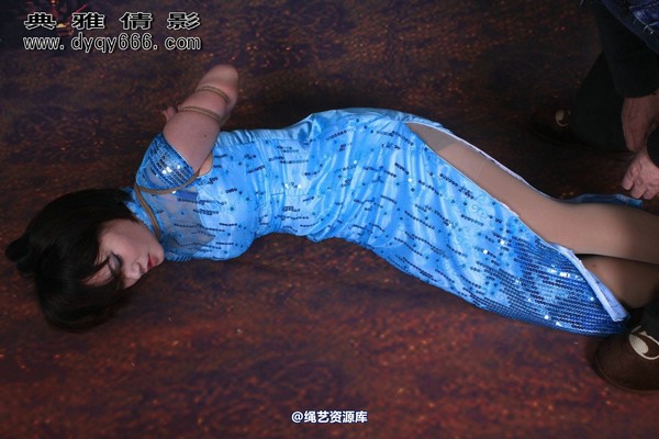 典雅倩影 - 068-丽英---祝大家新年快乐！ 第 9 张图片