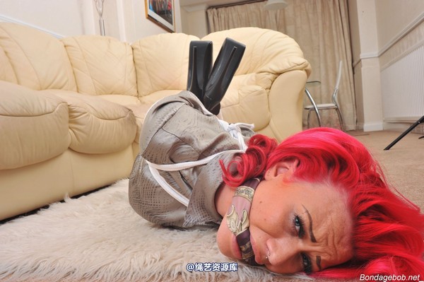 bondagebob - Becky Holt Hogtied 第 113 张图片