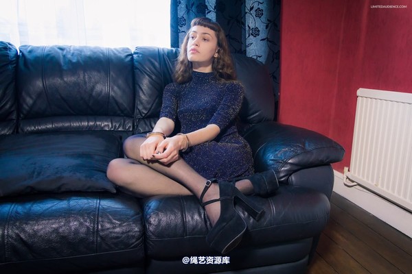 limitedaudience - 2014 fay under house arrest 第 28 张图片