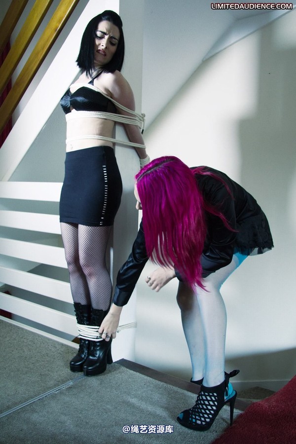 limitedaudience - 2011 elyssia lolly for her own safety 第 29 张图片