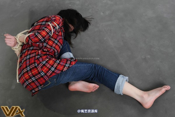 赤足者 - 佳妮2012-1 第 2 张图片