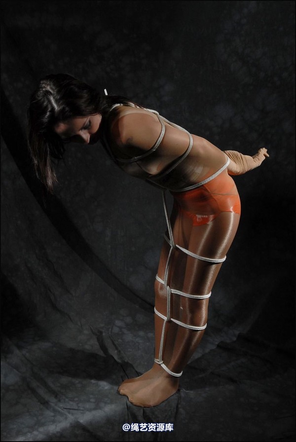 simplytied - Hooter Jinx 第 28 张图片