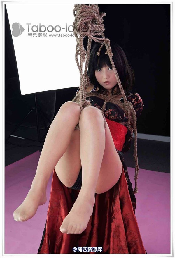 禁忌摄影 - No.013 小T �w天的初�w�� 第 11 张图片