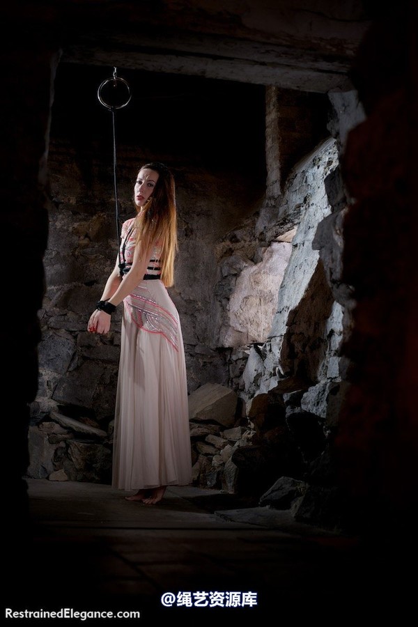 restrainedelegance - Sparkles in the Dungeon 第 43 张图片
