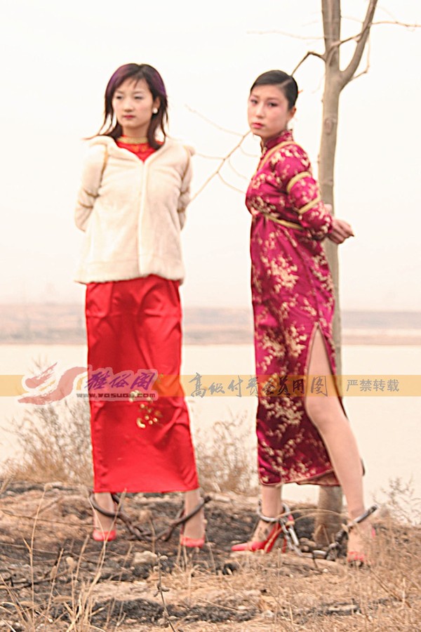 雅俗阁 - 20060331新太行采风---雪儿、雅柔旗袍合拍 第 96 张图片