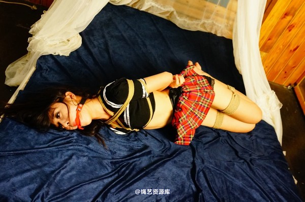 dk13美束馆 - 9.19-红袖黑水手服D-122P 第 5 张图片