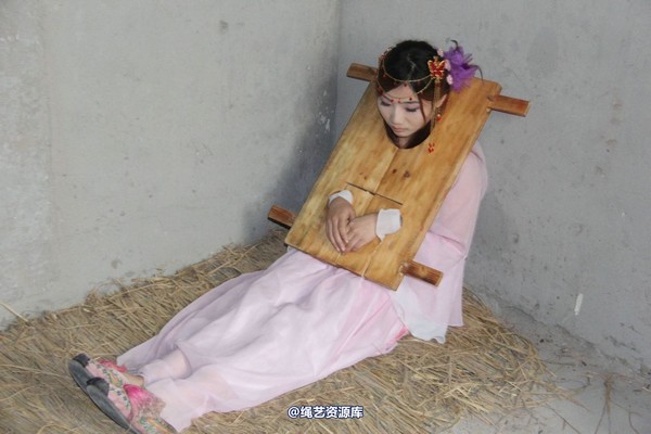 胜景山庄 - 221-娜娜囚枷 第 26 张图片