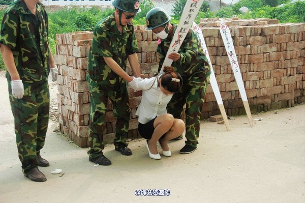 mj影视 - 血的代价刑前押送2013-08-26 第 183 张图片