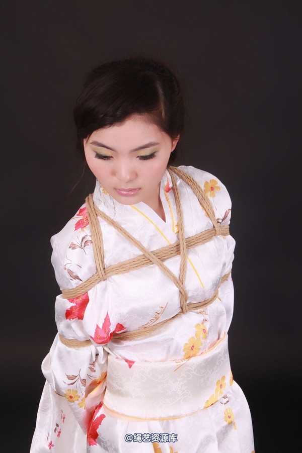 神艺缘 - 053-雨婷--和服 第 32 张图片