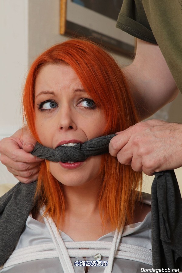 bondagebob - Temptress Kate Get Your Elbows Together! 第 88 张图片