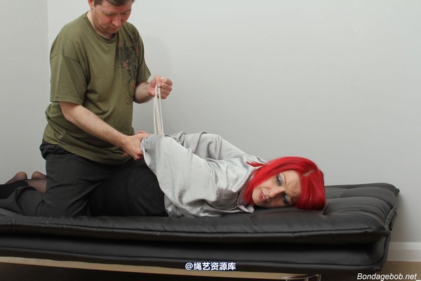 bondagebob - Temptress Kate Harsh Hogtie 第 10 张图片
