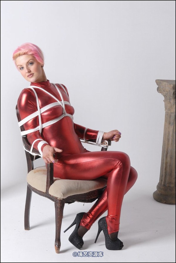 simplytied - RR in the Red 第 7 张图片