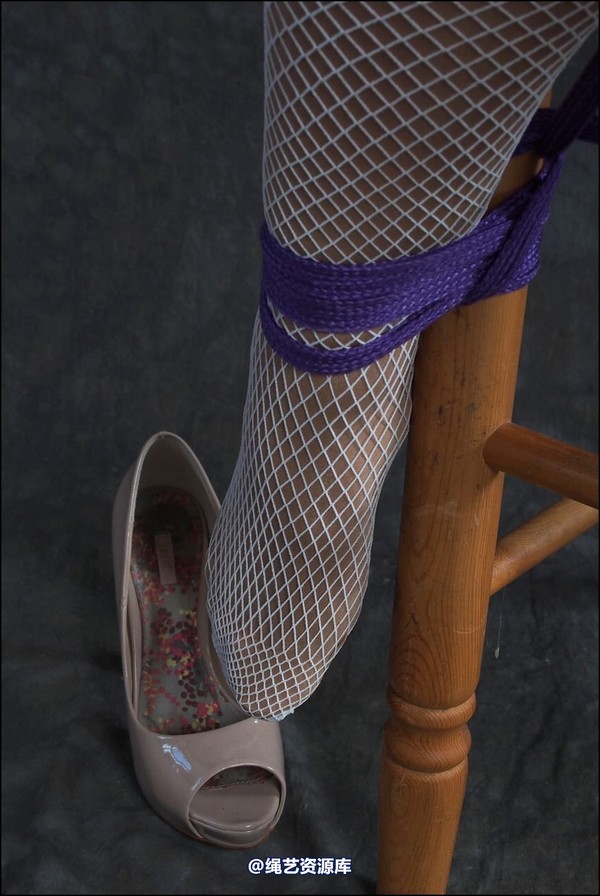 simplytied - Miss Jones chair tied 第 33 张图片