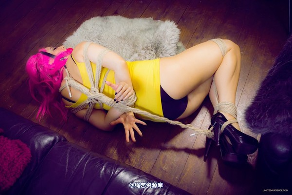 limitedaudience - 2015 elle hogtie tamed 2 第 5 张图片