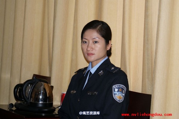 红豆的天空 - 09红豆警服试装 第 10 张图片