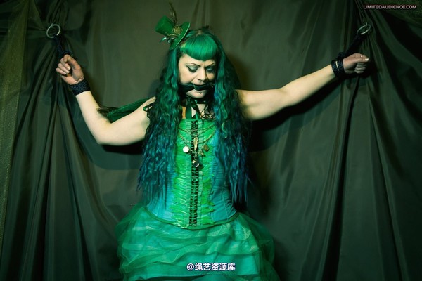 limitedaudience - 2012 raevan green fairy captured 2 第 2 张图片