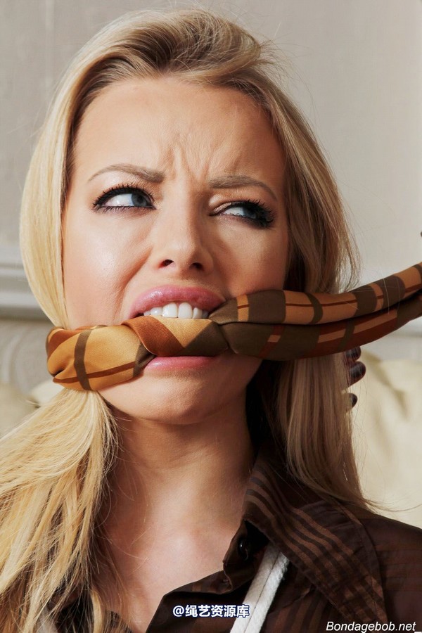bondagebob - Hannah Claydon Temptress Kate All fun - then the gag! 第 68 张图片