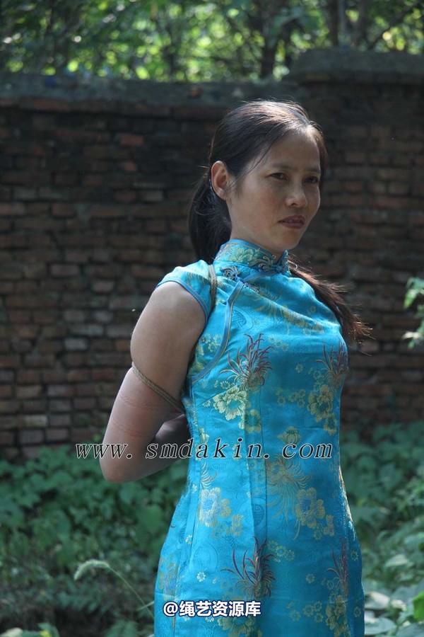锐度主张 - 第六届锦绣江南-蓝旗袍椅绑女M会员：瓶儿 第 46 张图片