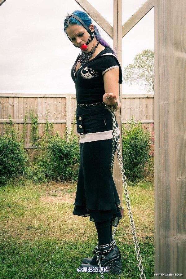 limitedaudience - 2013 beckykat chained 第 27 张图片