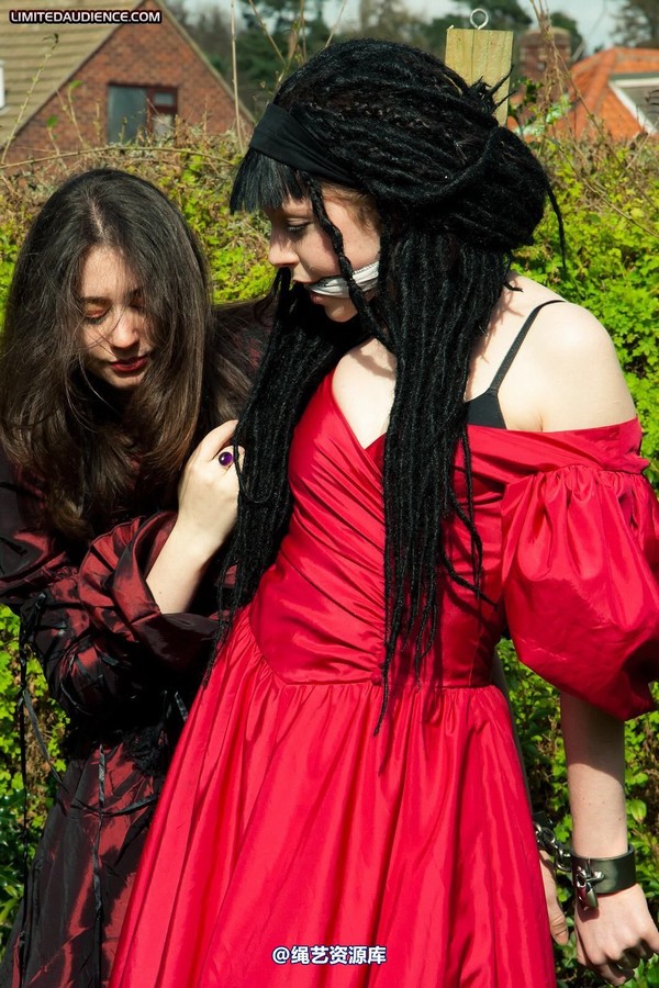 limitedaudience - 2011 catya lex eleven captive countess 2 第 2 张图片
