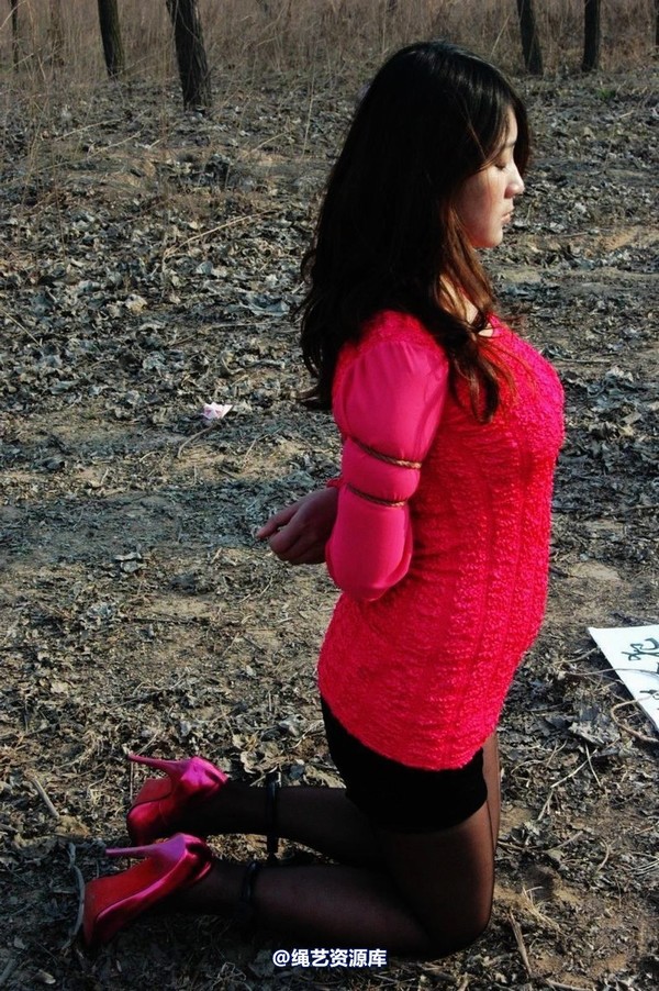 mj影视 - 2013-3-5陈沫踏青 黑丝美女最终的不归路 第 245 张图片