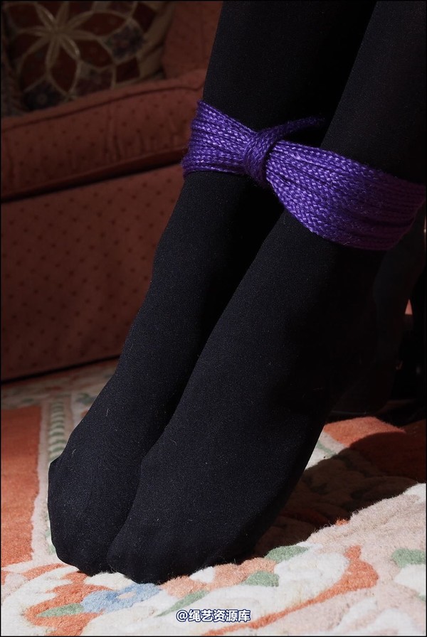 simplytied - Carla in purple rope 第 39 张图片