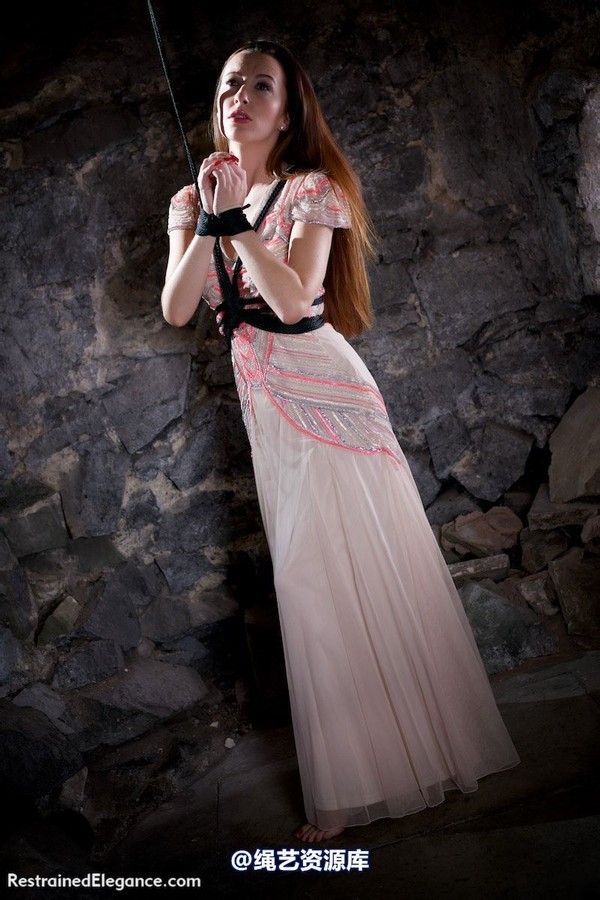 restrainedelegance - Sparkles in the Dungeon 第 30 张图片