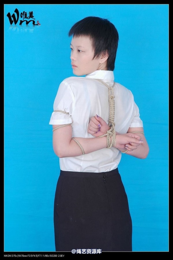 唯美之家 - 09-8-4嫣蓉制服 第 12 张图片