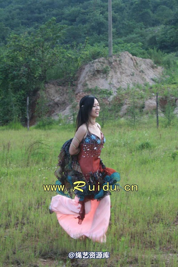 锐度主张 - 20070818第29期 宝宝草地漫舞图片 第 150 张图片