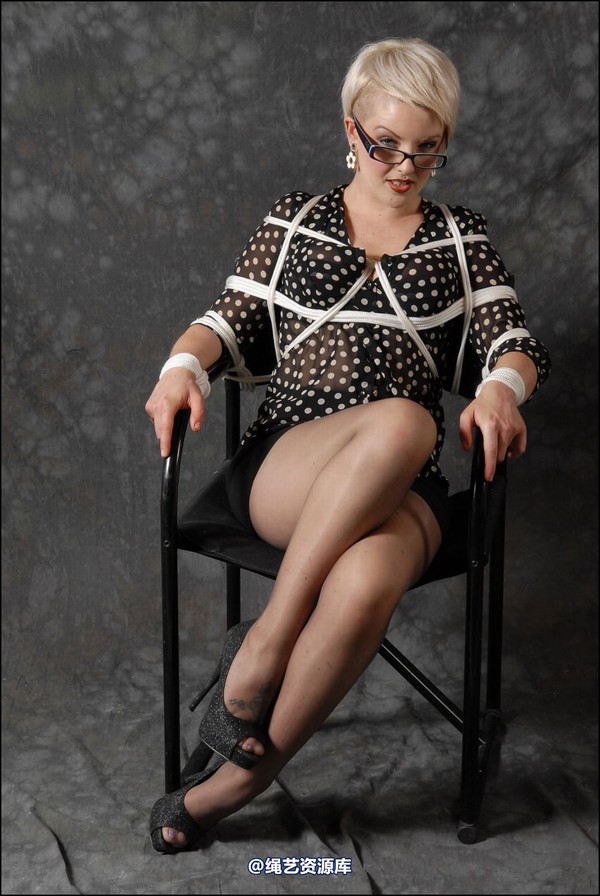 simplytied - Miss RR chair tied 第 8 张图片