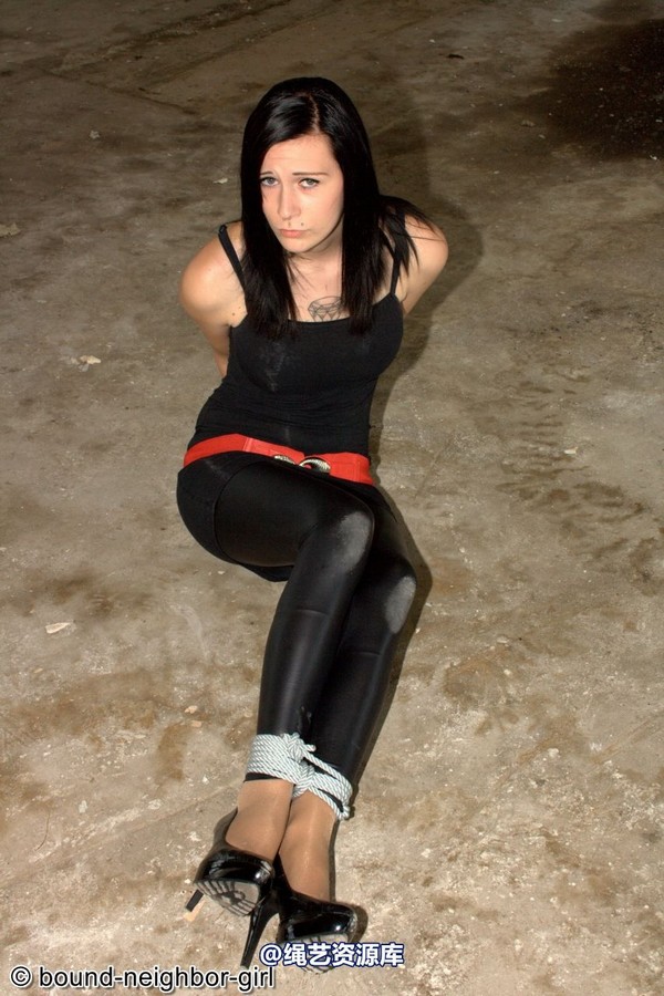 bound-neighbor-girl - Angel - Tied up in the ruins 1 第 10 张图片