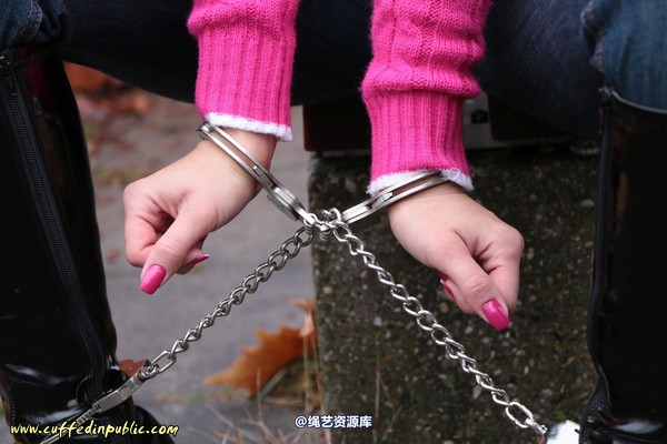 girlsinsteel - Having fun at the public place 第 91 张图片