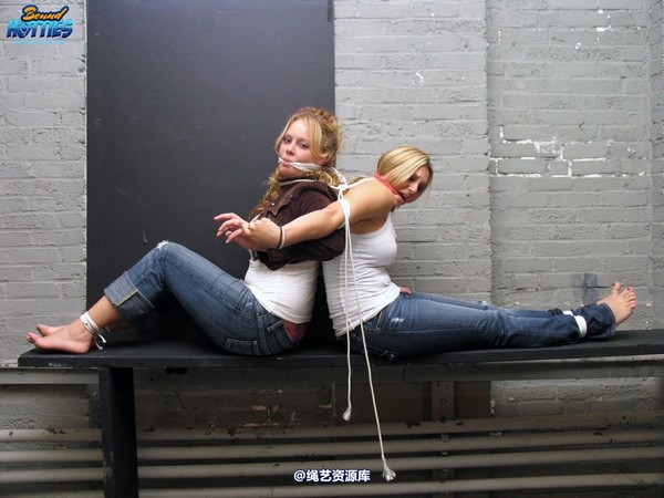boundhotties - RAVEN & DEZI 2 第 22 张图片