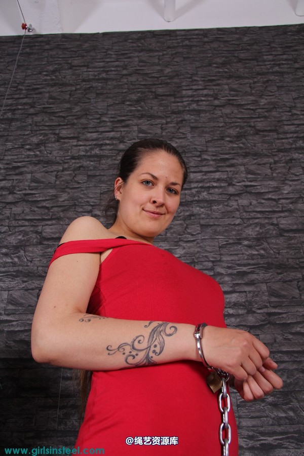 girlsinsteel - lovely jenny cuffs and chains herself 第 57 张图片