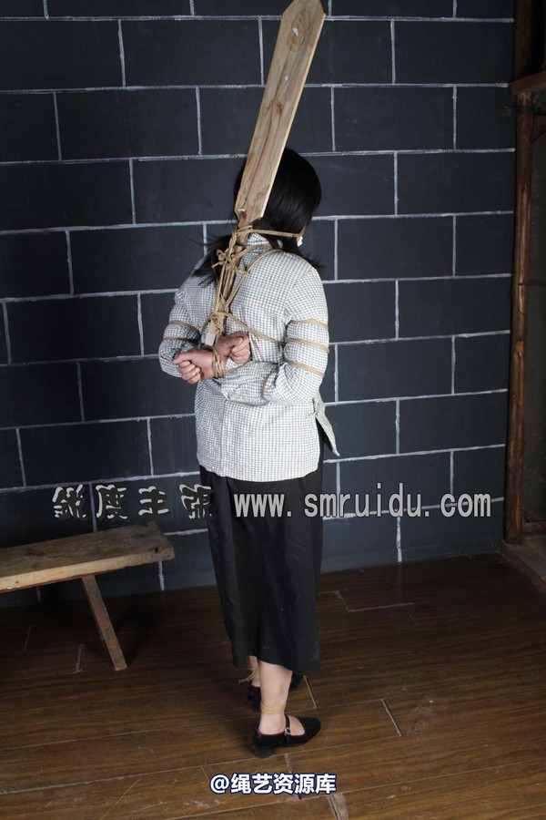 锐度主张 - 大襟衣插牌女囚模特：玉露 第 39 张图片
