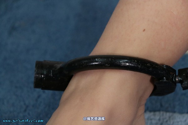 girlsinsteel - Tight hogtie 第 19 张图片