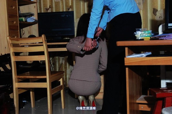 mj影视 - 倾心职务犯罪－押解绳-2013-03-28 第 57 张图片